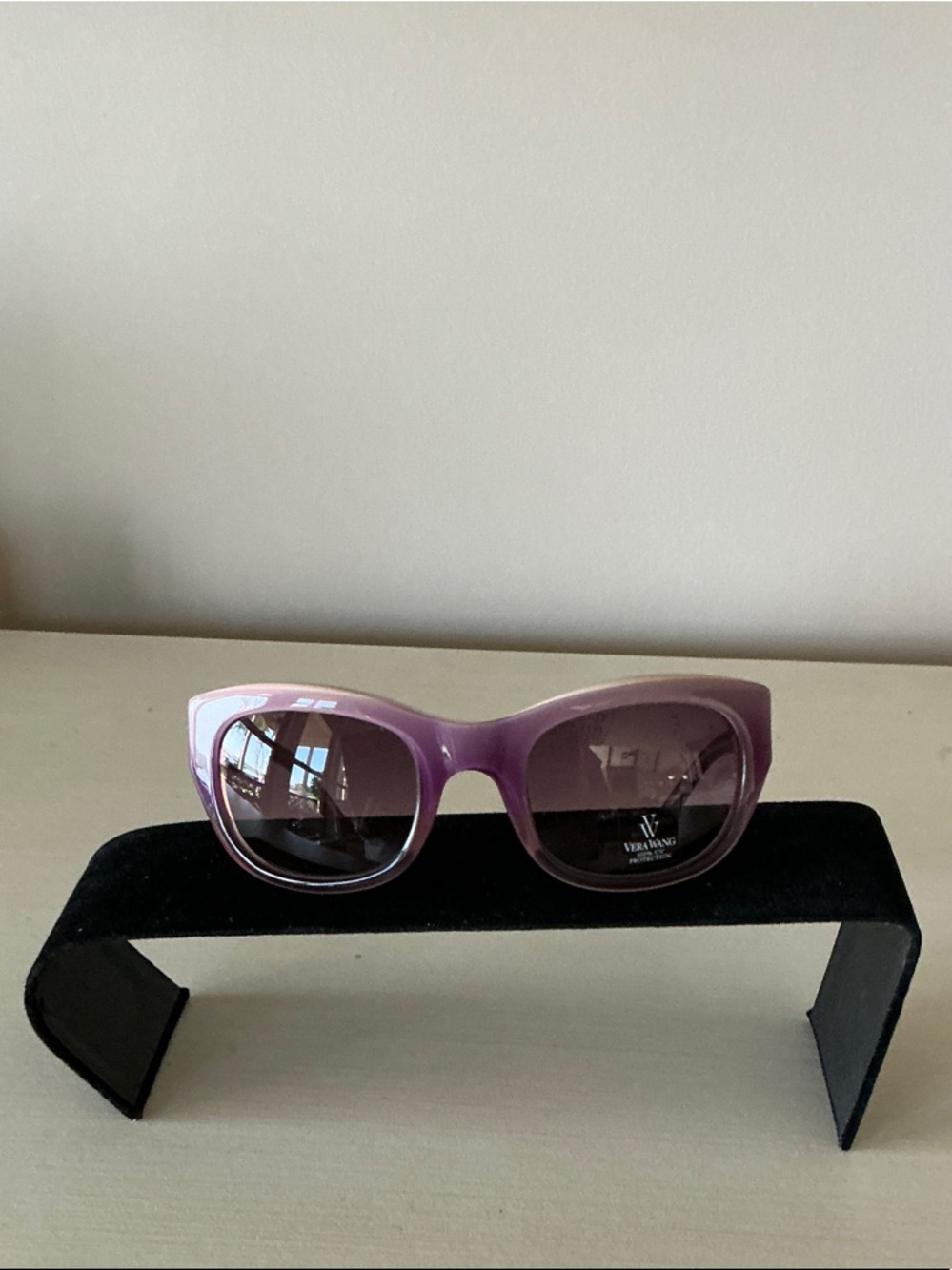 Authentic, Vera Wang Purple Gradient Cat-Eye Sunglasses